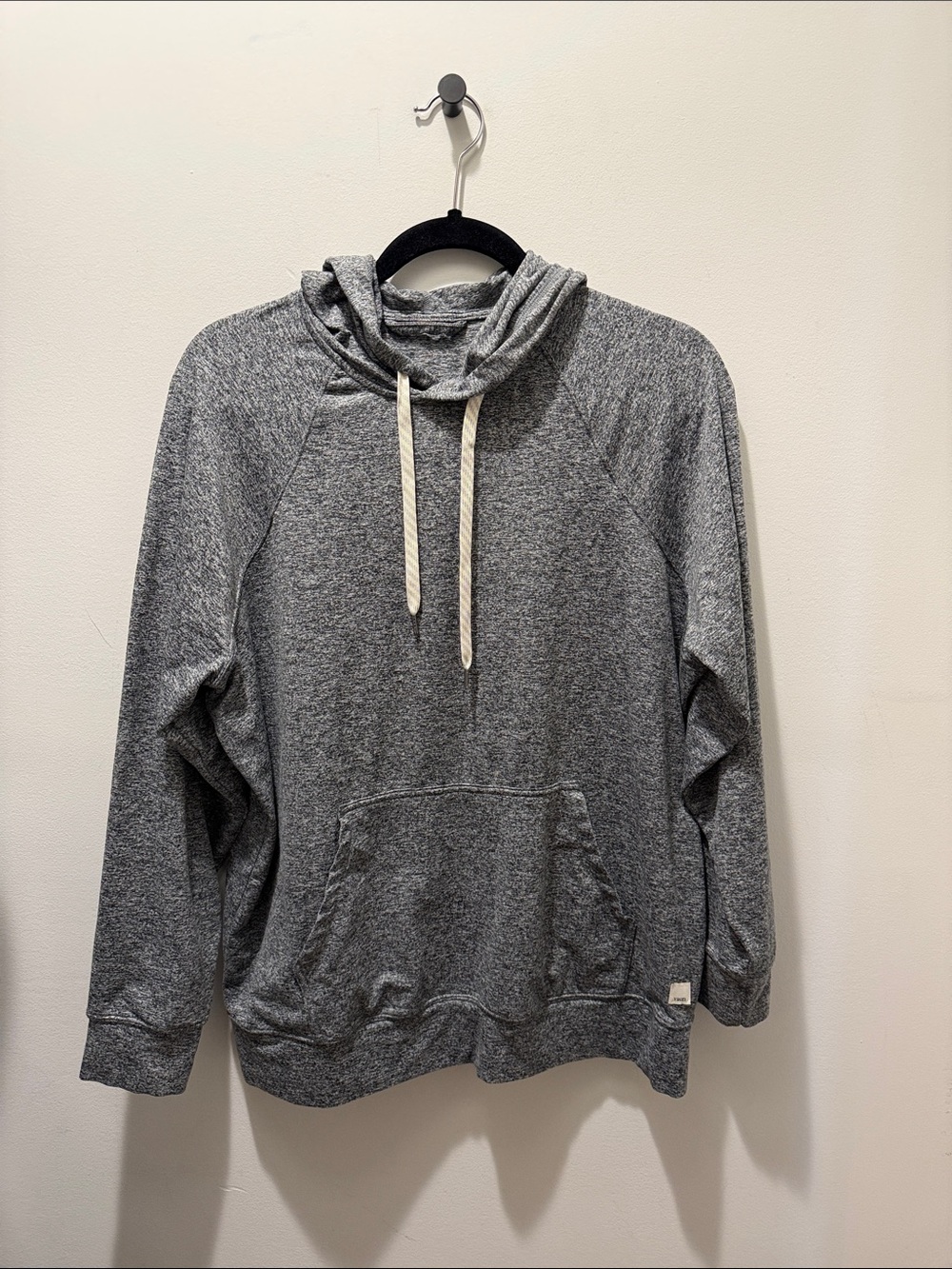 Vuori oversized halo hoodie in XS
